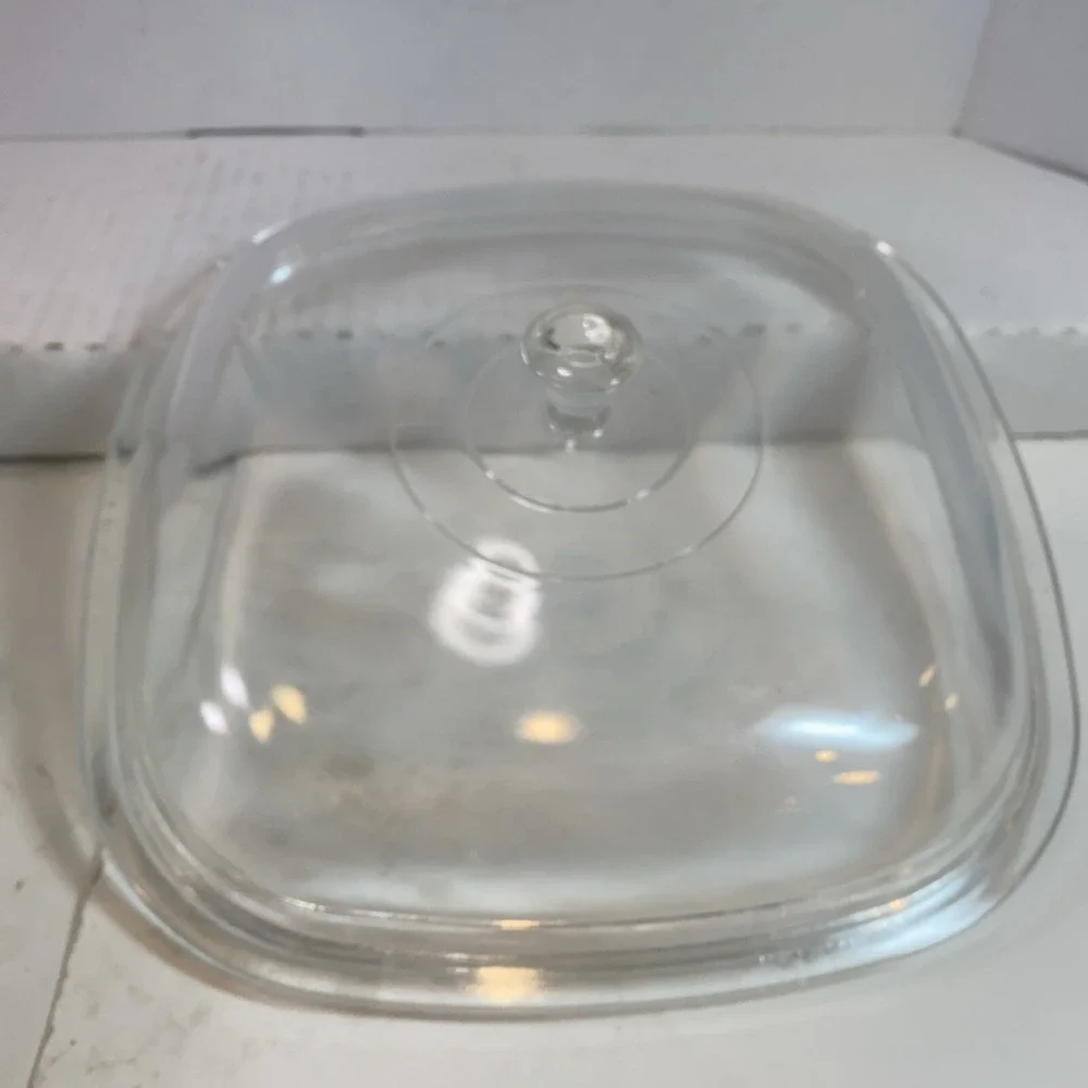 Corningware casserole dish